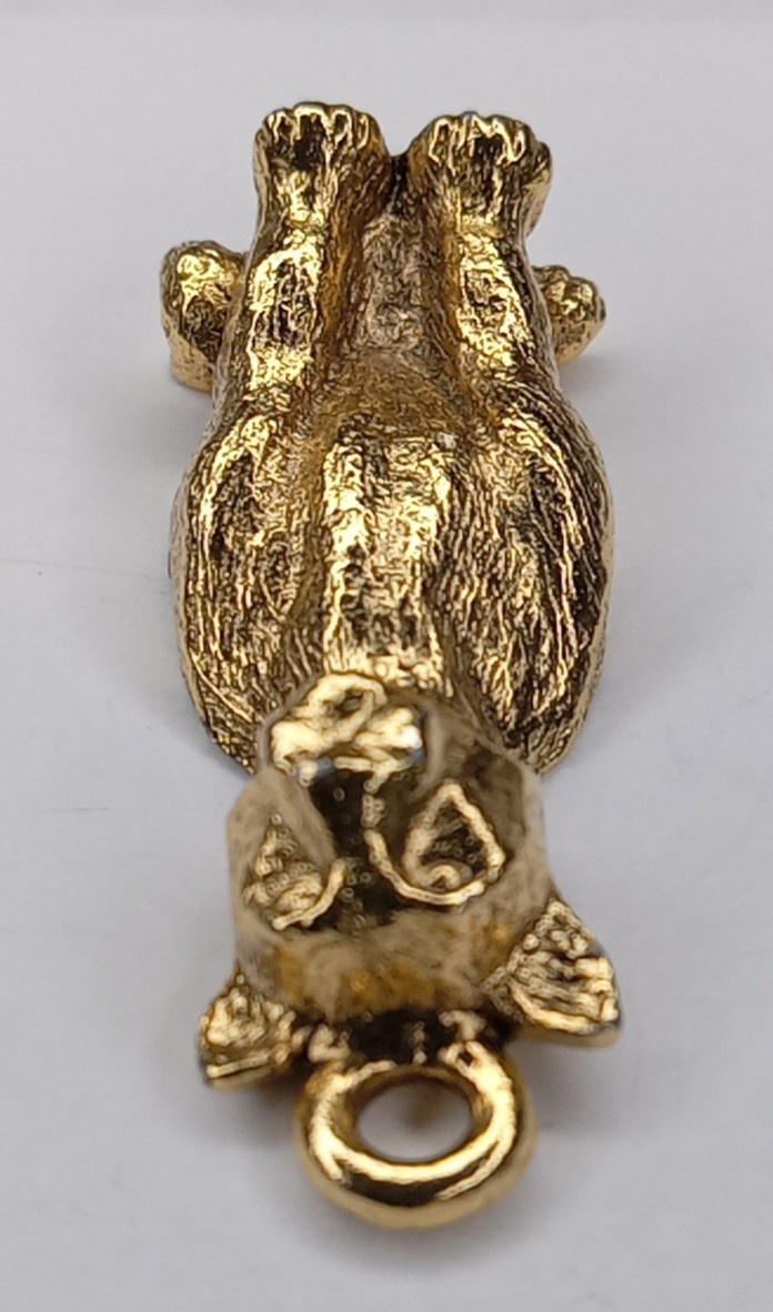 Sitting Cat Gold Toned Charm Pendant 1996 Vintage No Maker Mark