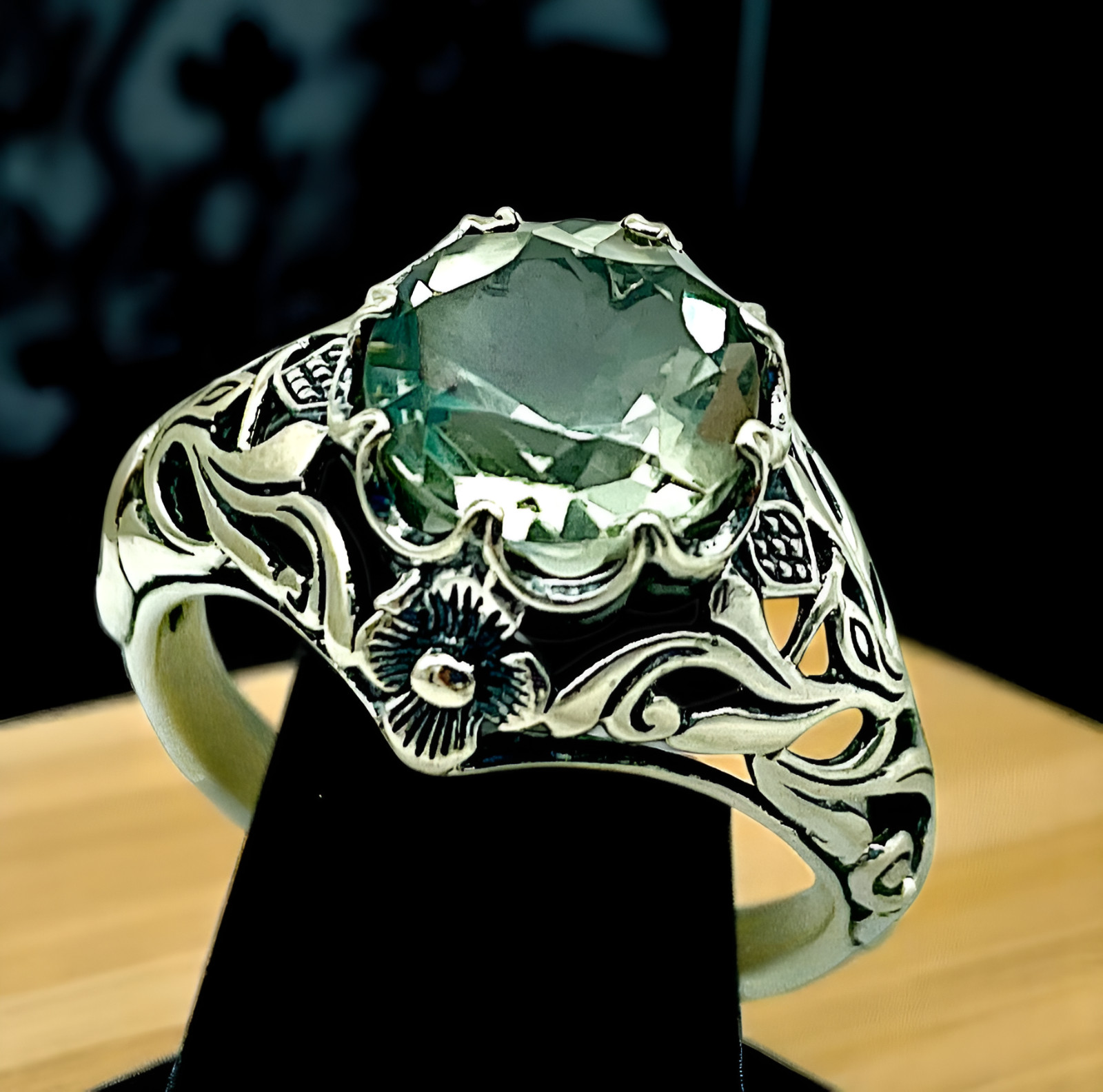 SCOTTISH THISTLE VINTAGE STYLE STERLING SILVER GENUINE GREEN AMETHYST RING 1258