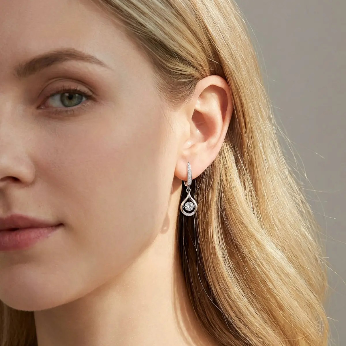 18K Gold-Plated Moissanite Drop Earrings – Elegant Gift for Any Occasion