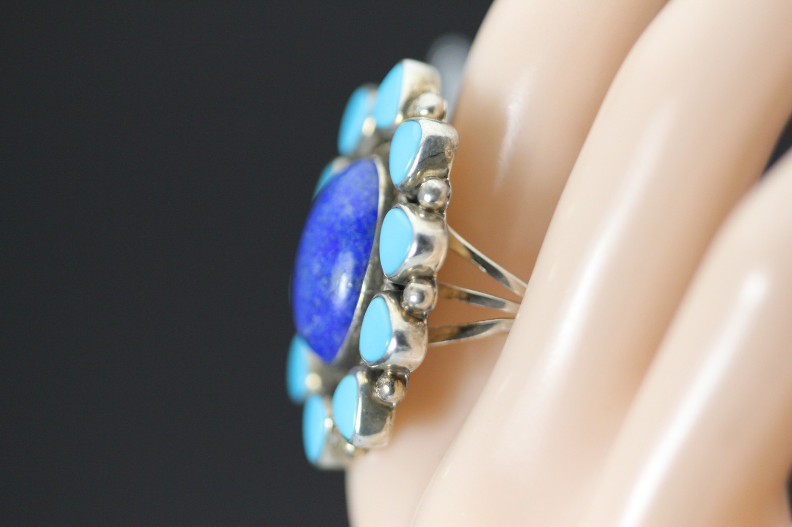 Sterling Oval Blue Lapis & Faux Turquoise Western Size 11 Ring 13.1g(RIN9663)