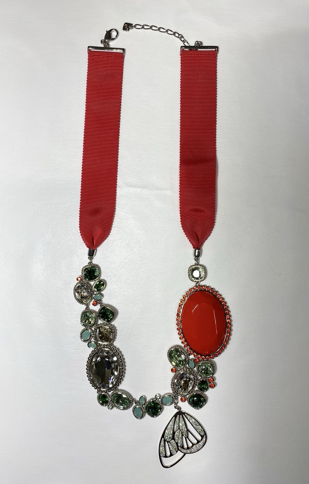 Beautiful Swarovski Crystal Necklace! Brand New!