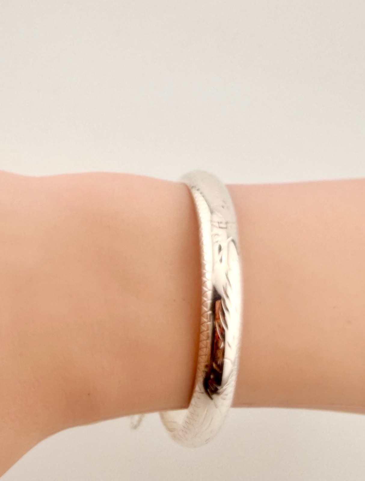 92.5 Pure Silver Bangle With Design And an Opening and Safety Chain