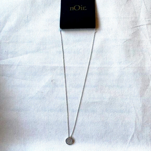 nOir Silver Necklace with Round Pavé Crystal Charm 16″ NEW with Tags SHIPS FREE