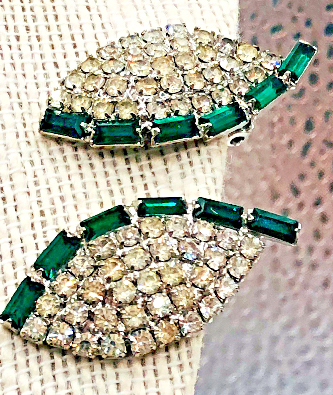 Vtg Emerald Green & Clear Rhinestone Dangle Necklace 16 ” w. Clip Earrings