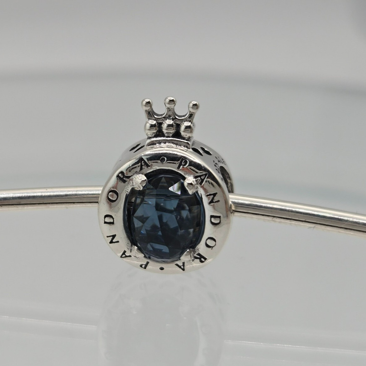 Authentic Pandora Silver Sparkling Crown “O” Blue Moments Silver Charm