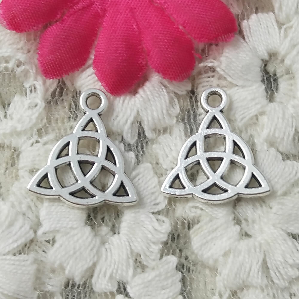 Free Ship 84 Pcs Antique Silver Trigon Flower Charms Pendant 16X15MM H-5202