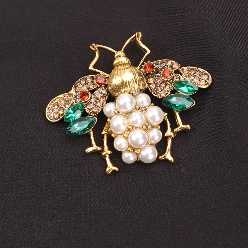 Women Men Unisex Bees Lover Brooch Fashion Insects Honeybee Pins Badge Jewelry