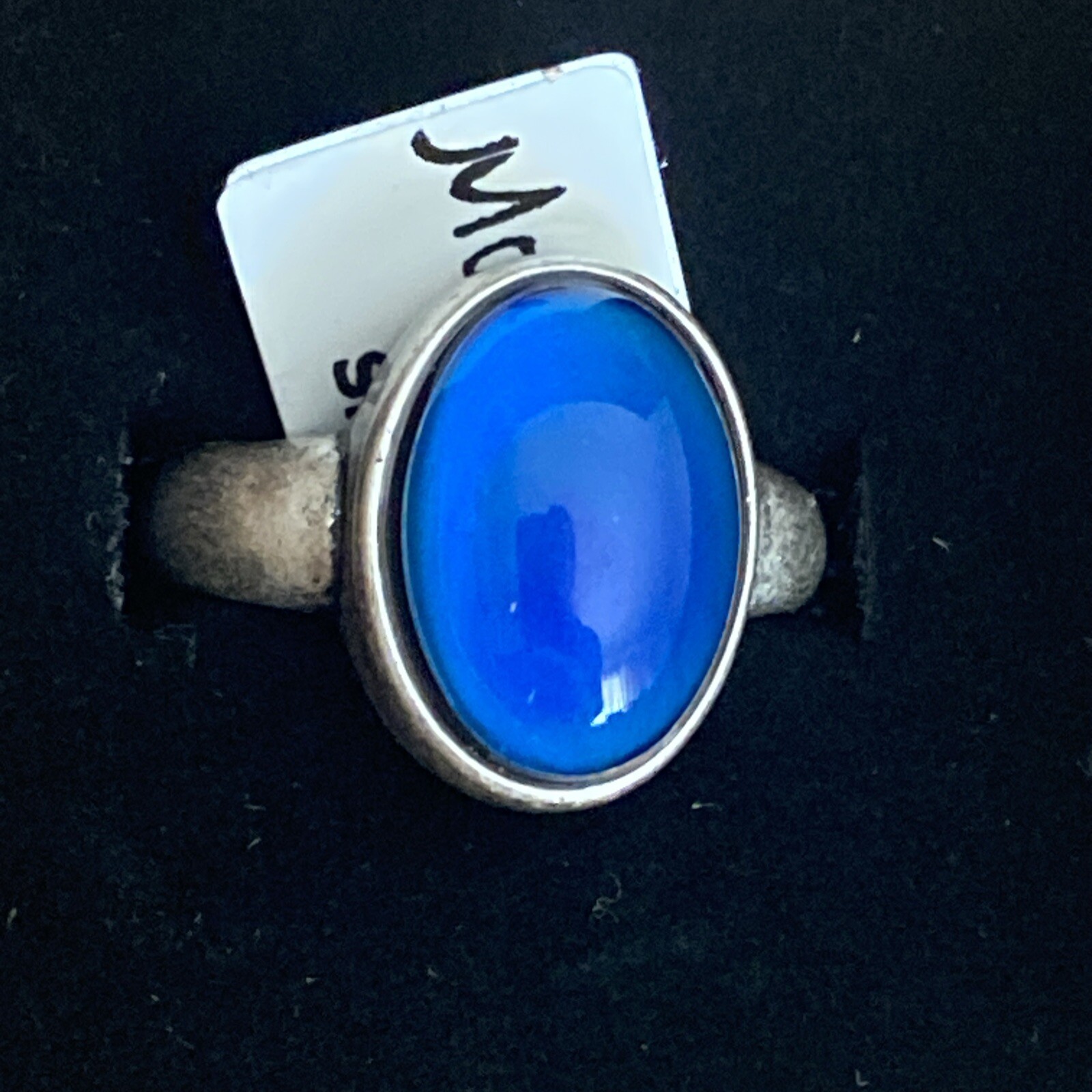 Oval Silver Plated Zinc Alloy Mood Ring Size 8.5 + Gift Box + Color Chart