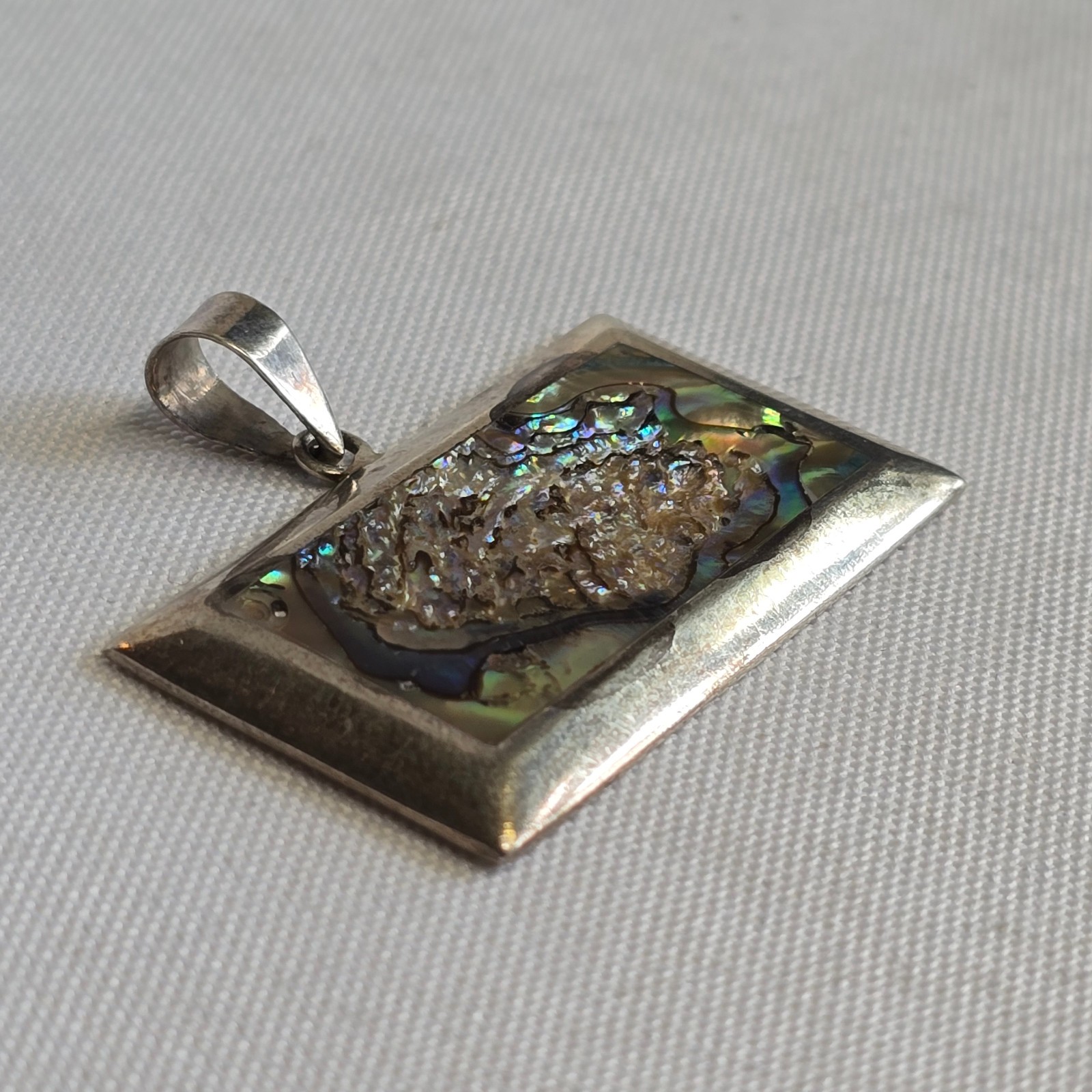 Sterling Silver Pendant 13.1g Fine Jewelry Abalone Look Charm *READ*