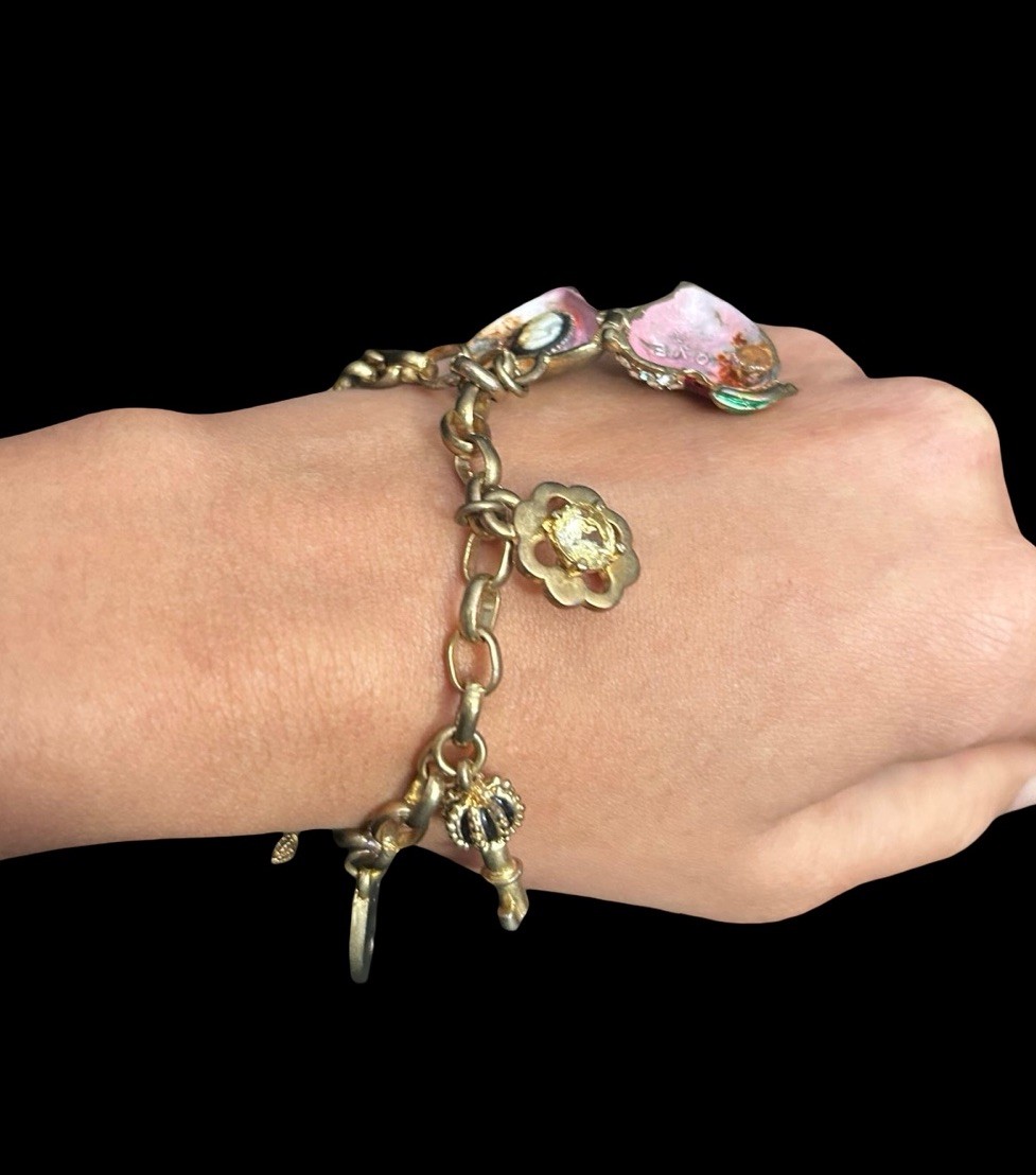 VTG Juicy Couture 7 Charms Necklace & Bracelet Set Hearts Peace Music Note READ