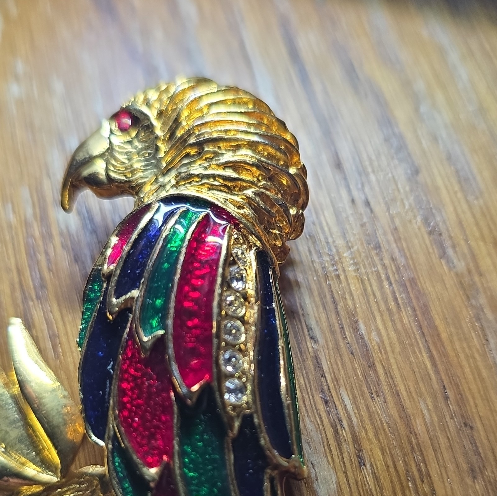 Gold Tone Enamel Parrot Bird Brooch Pin Red Green Blue Clear Crystal Eye