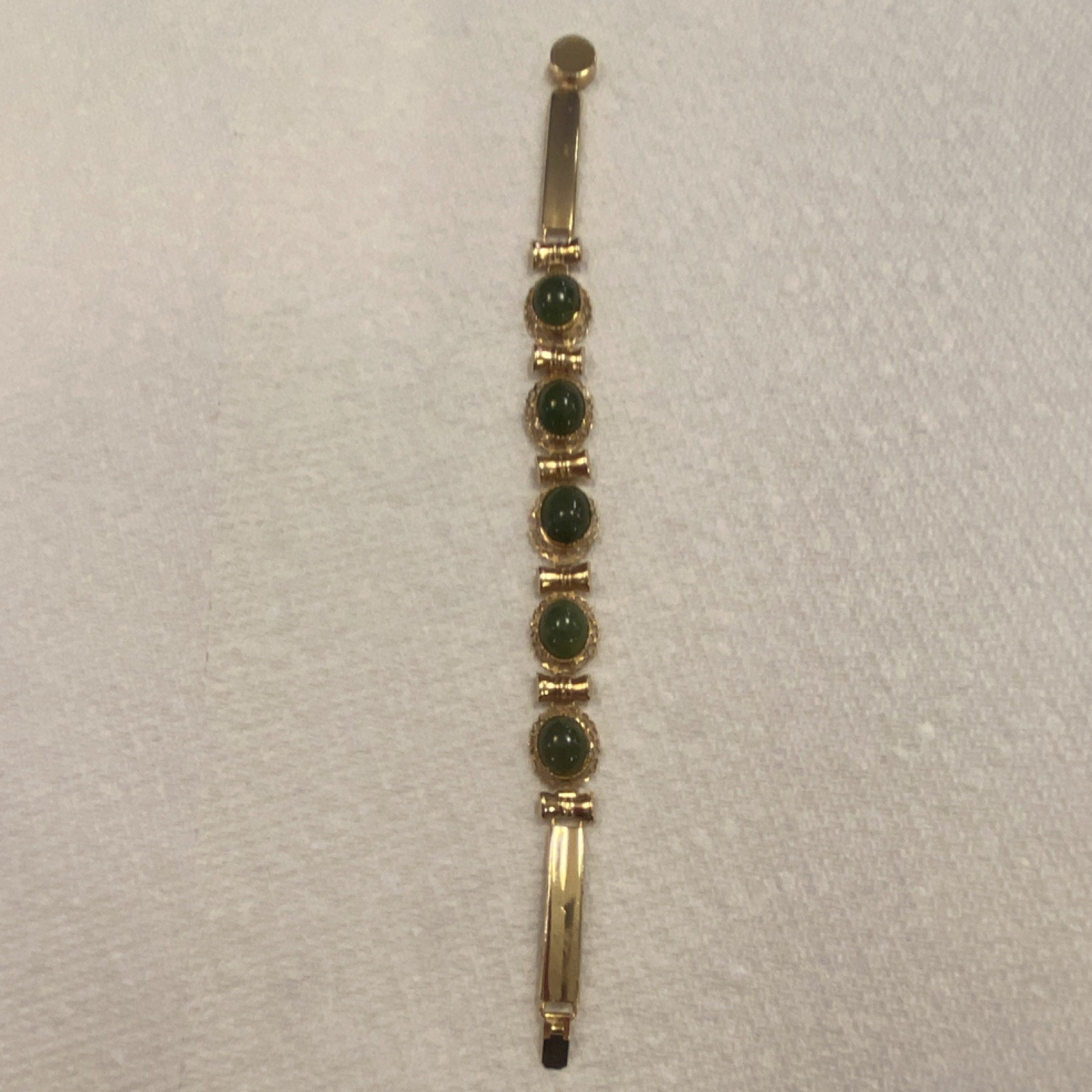 Gold-Tone Bar Link Chain Jade Bracelet Box Clasp Green Oval Cabochon Bezel 5