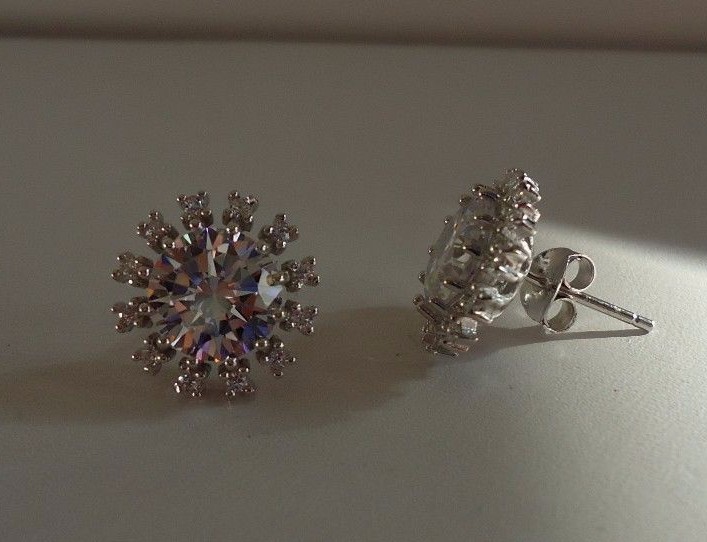 SNOW FLAKE SHAPE STUD EARRINGS 3.50 CT ACCENTS /925 STERLING SILVER/ 12MM