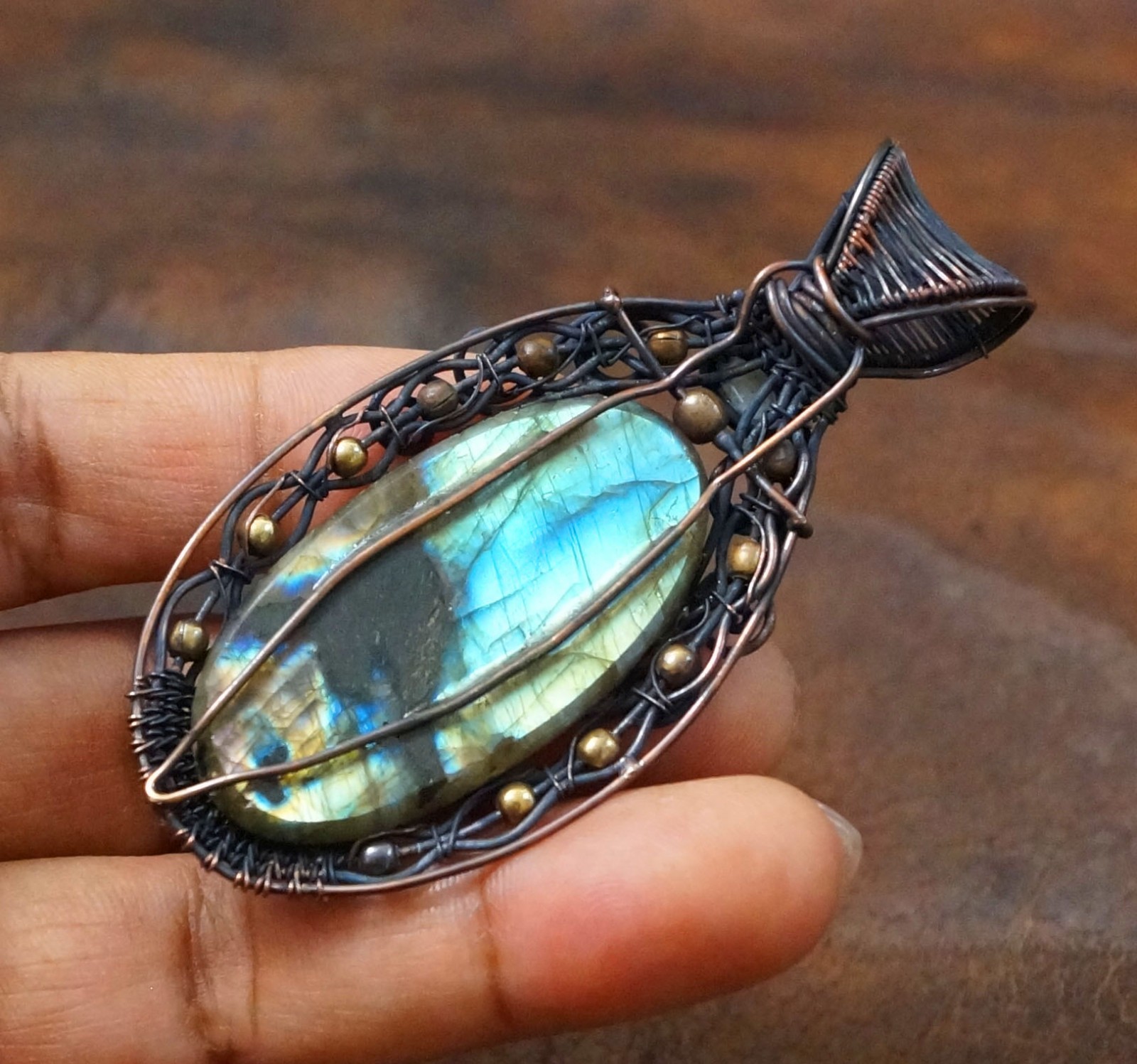 Green flash Labradorite Copper Wire Wrapped Pendant Handmade Gift Jewelry (PD-86