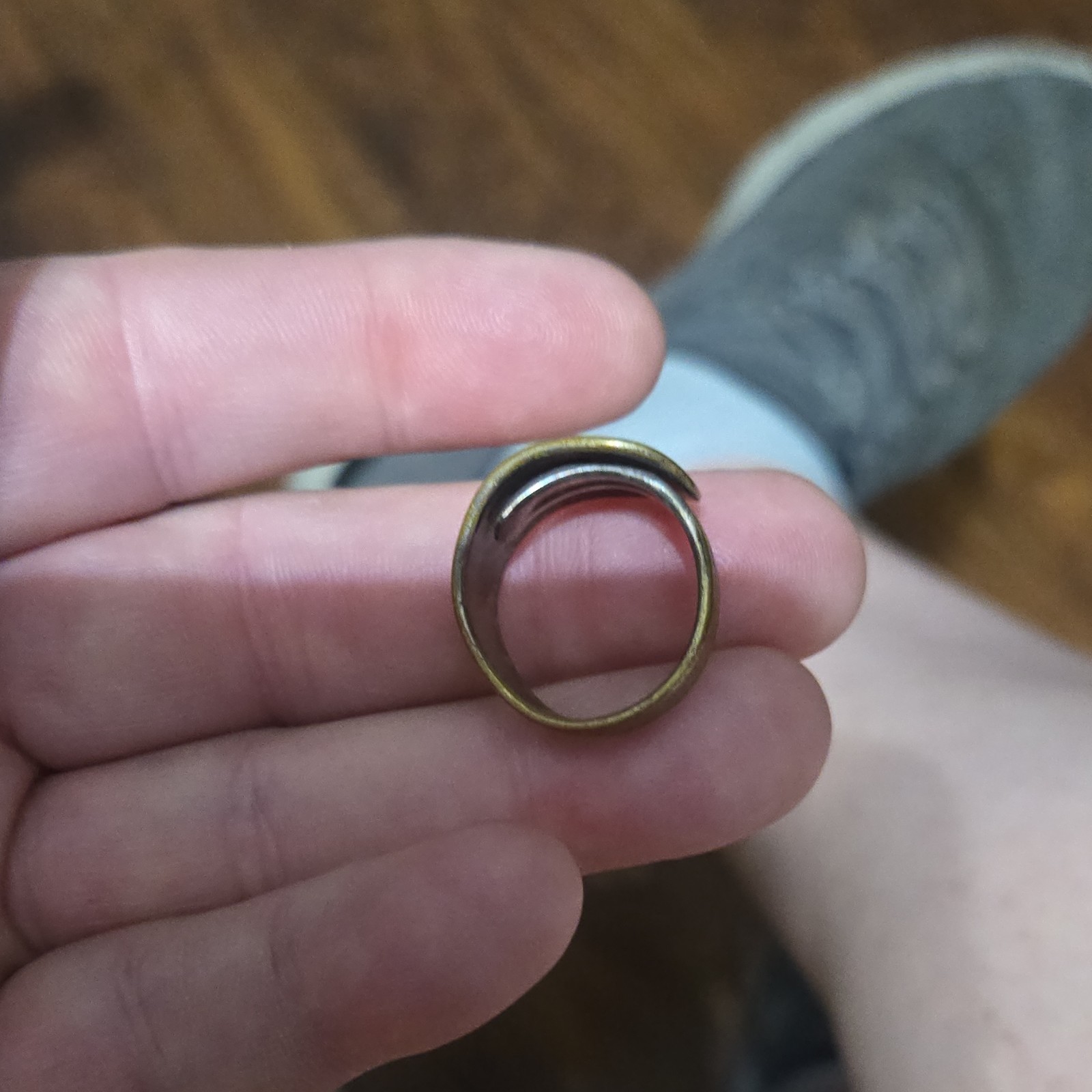 Gold Tone Brass Signet Ring Size 7 Rectangle 8mm Band Engraved No Stone