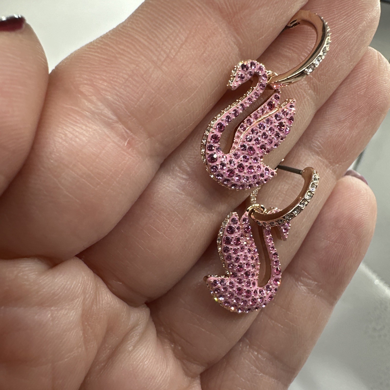 Swarosvki, Classic Swan Pink Crystals and Pink Rose Earrings Gold Plated New