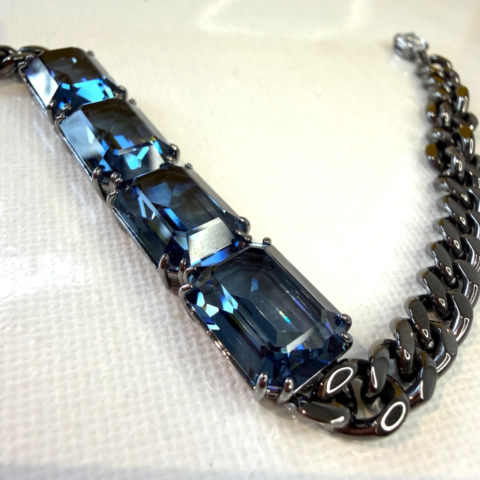 NEW SWAROVSKI Millenia Bracelet Blue Octagon Cut Crystal Rhodium Finish 5671250