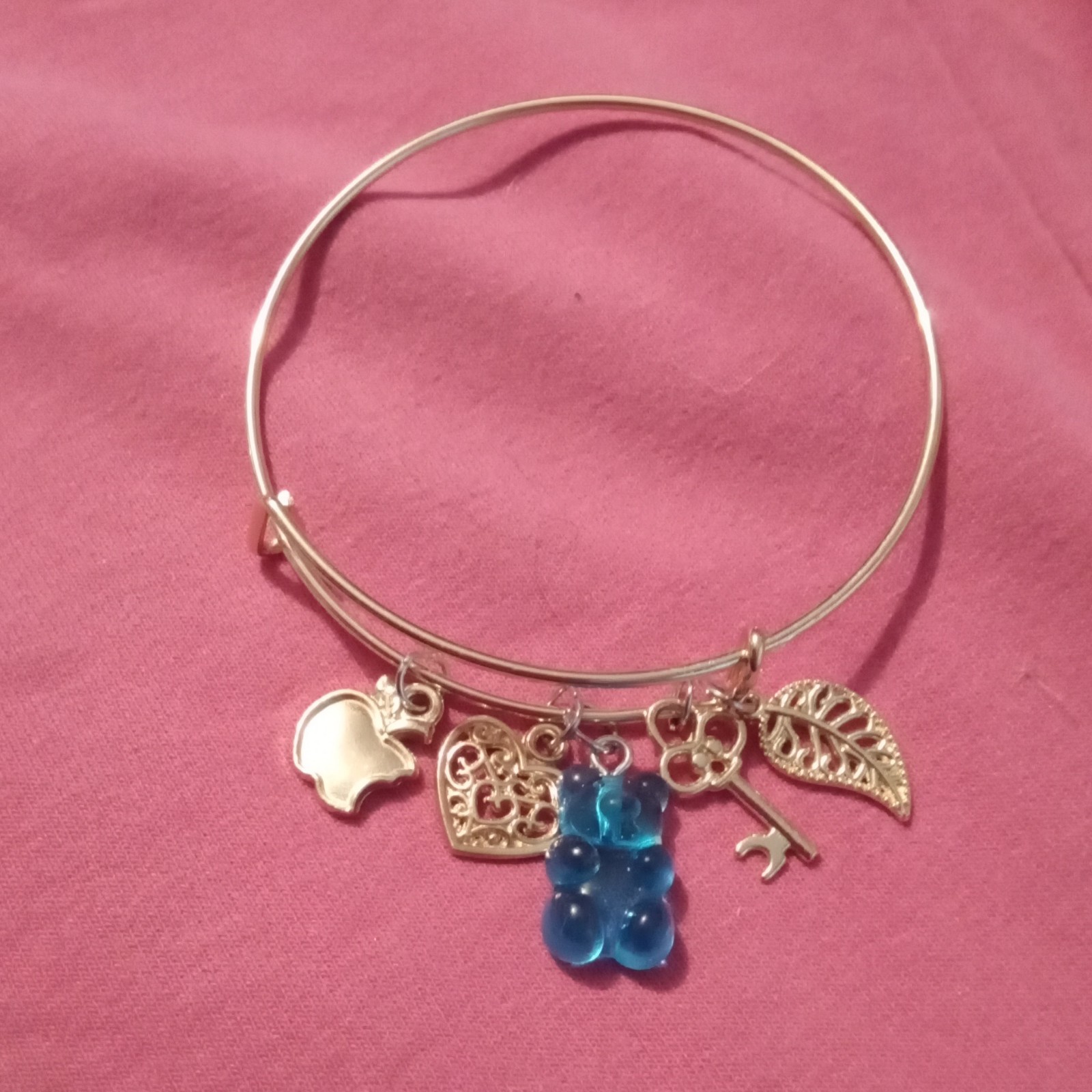 Silver Tone Wire Charm Bangle Bracelet Adjustable Slide Blue Bear Heart Love