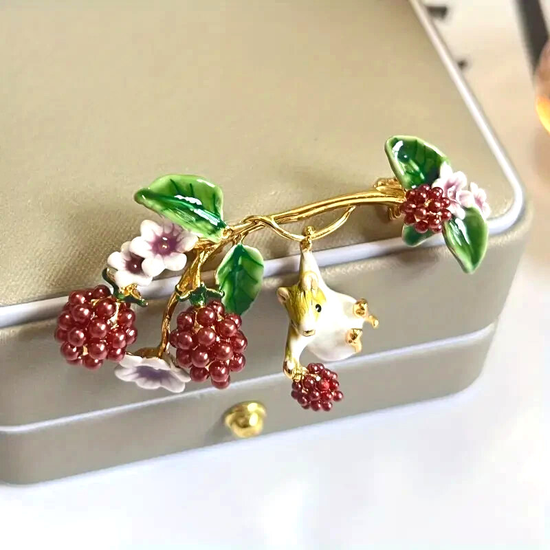 Adorable Chipmunk Cranberry Enamel Brooch Pin Badge Fashionable
