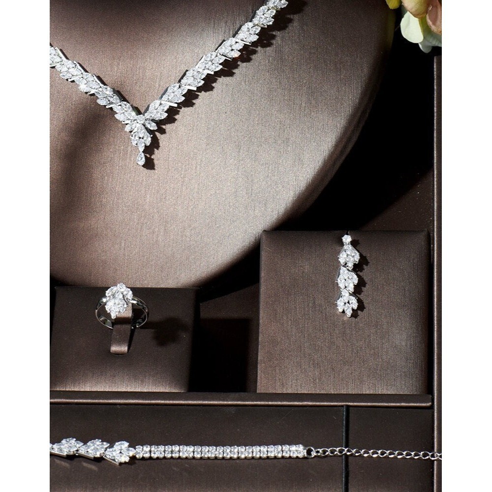 RHINESTONE BRIDAL NECKLACE Earrings Wedding Jewelry Set 4 Pc.