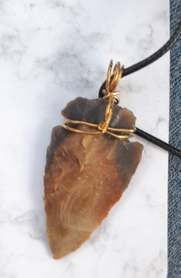 Natural Stone Arrowheads necklaces male female new pendants jewelry Gifts unisex