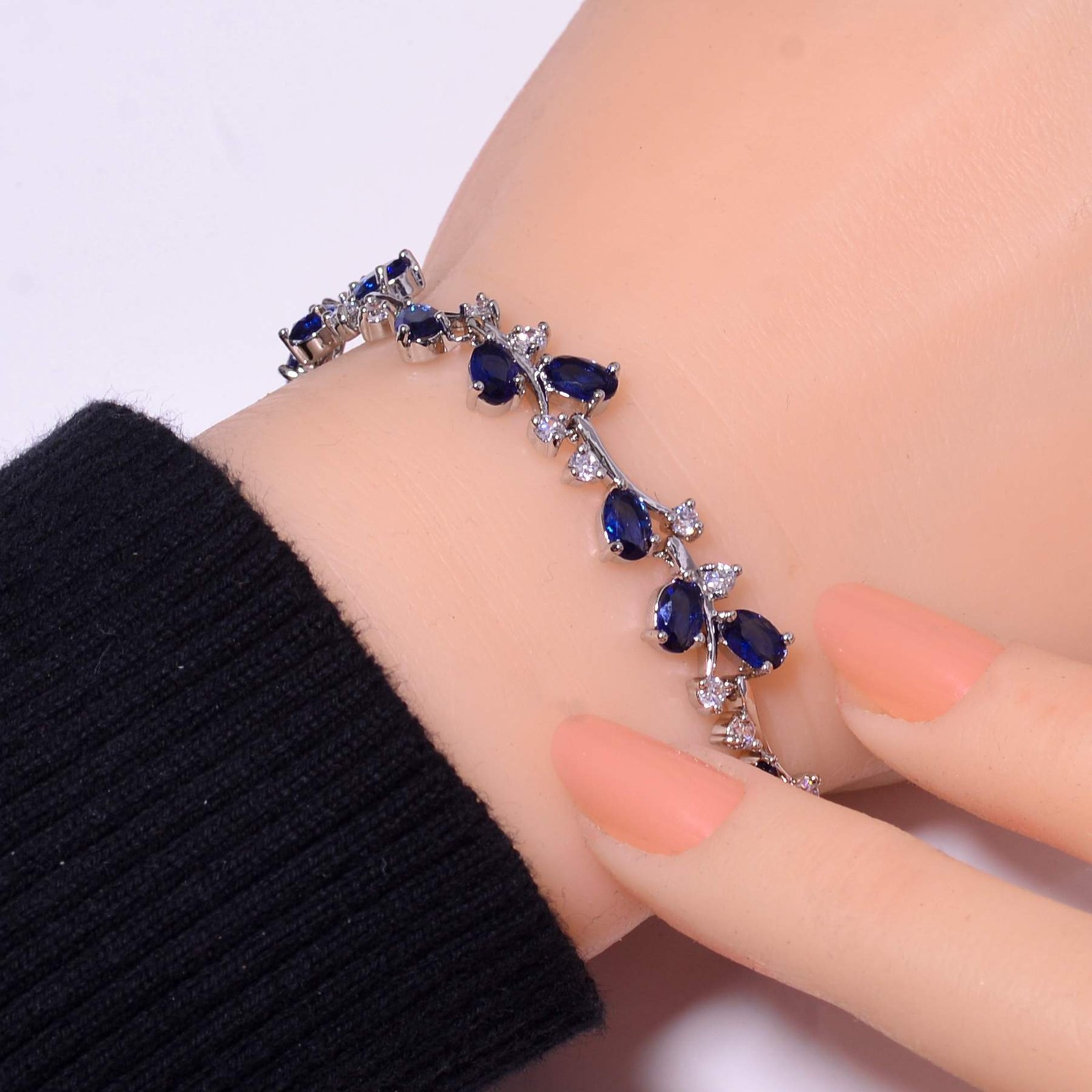 Blue Sapphire & CZ – Simulated 925 Sterling Silver Tennis Bracelet 7.99″ B70039