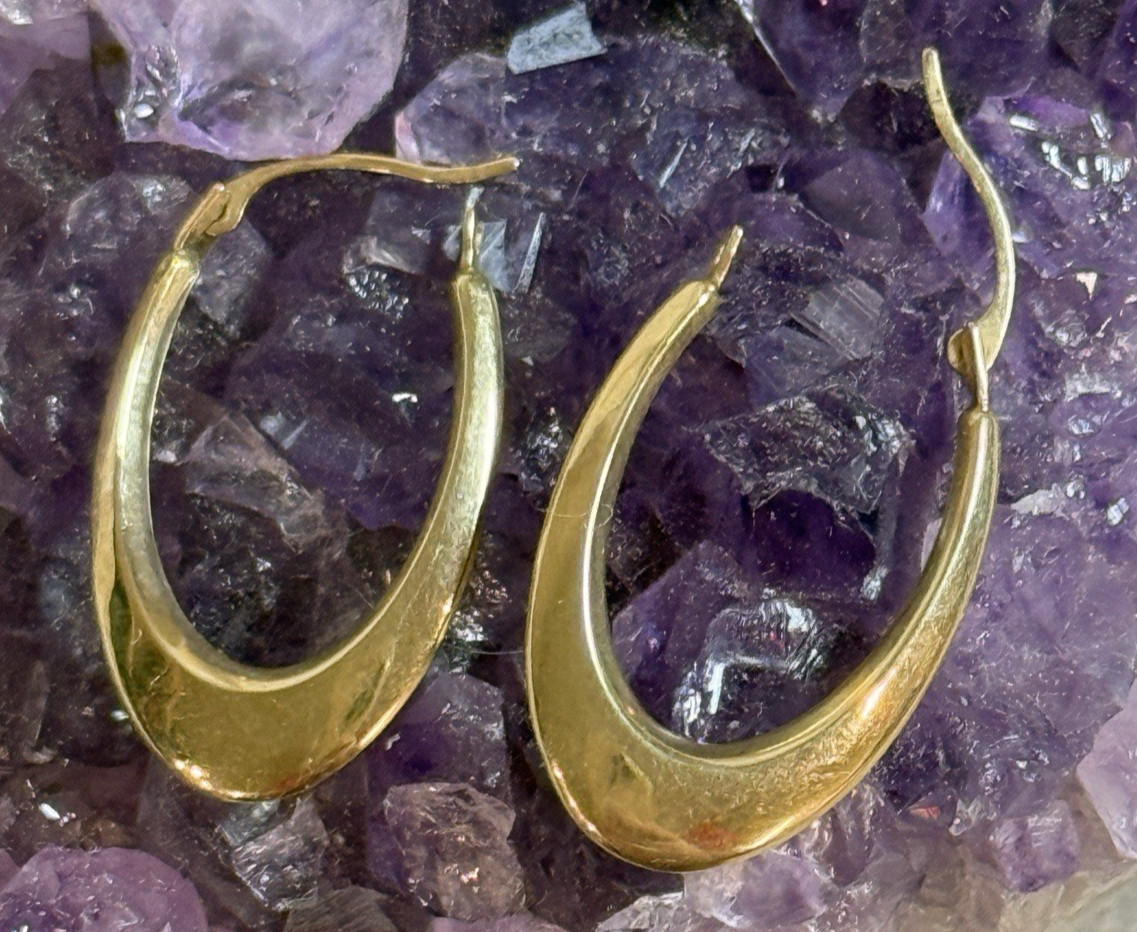 10K Solid Yellow Gold 3/4 Hoop Earrings Made in Israel – .66 grams