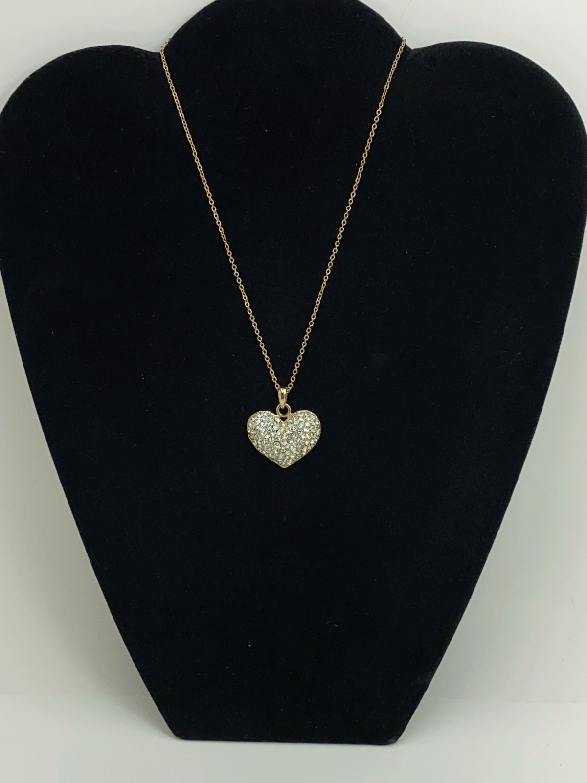Sparkly Heart Pendant Pave Rhinestone Gold Tone 17″ Chain Necklace Very Good