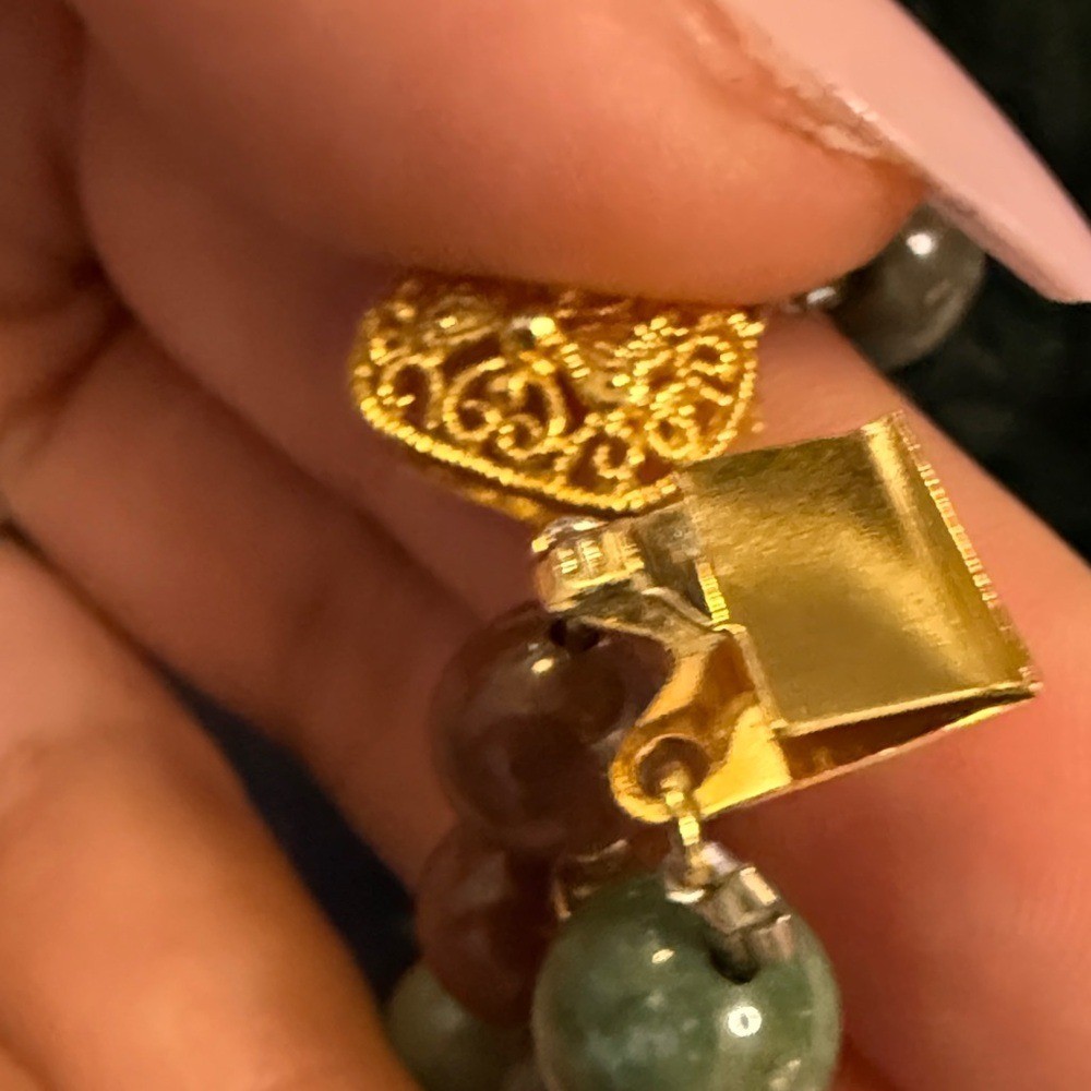 Gold Filigree Clasp Green & Red Agate Beaded Bracelet – Women Jewelry