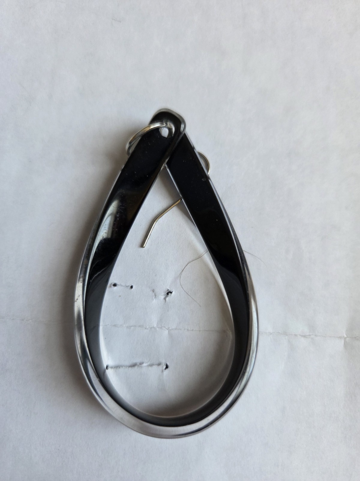 Large Resin Dark Gray Oval Earrings Pierced Ears Lia Sophia? Very Good Condition
