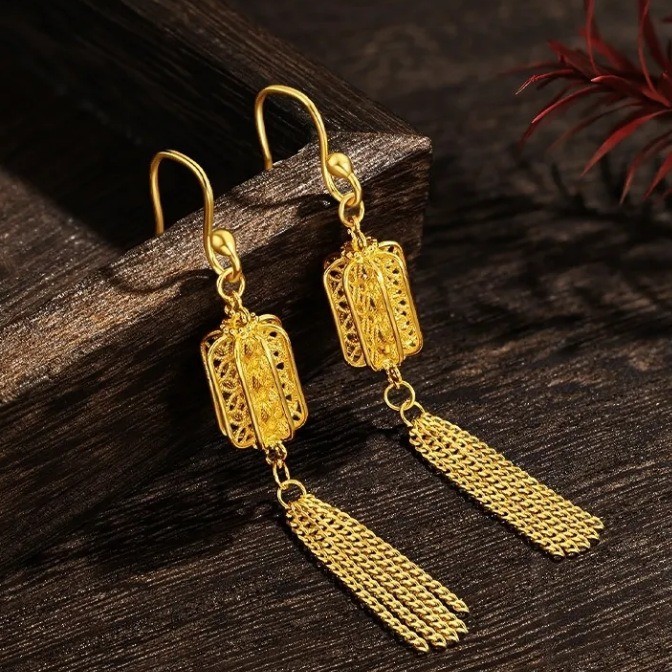 Chinese Style Filigree Lantern Tassel Stud Earrings Hanfu Women
