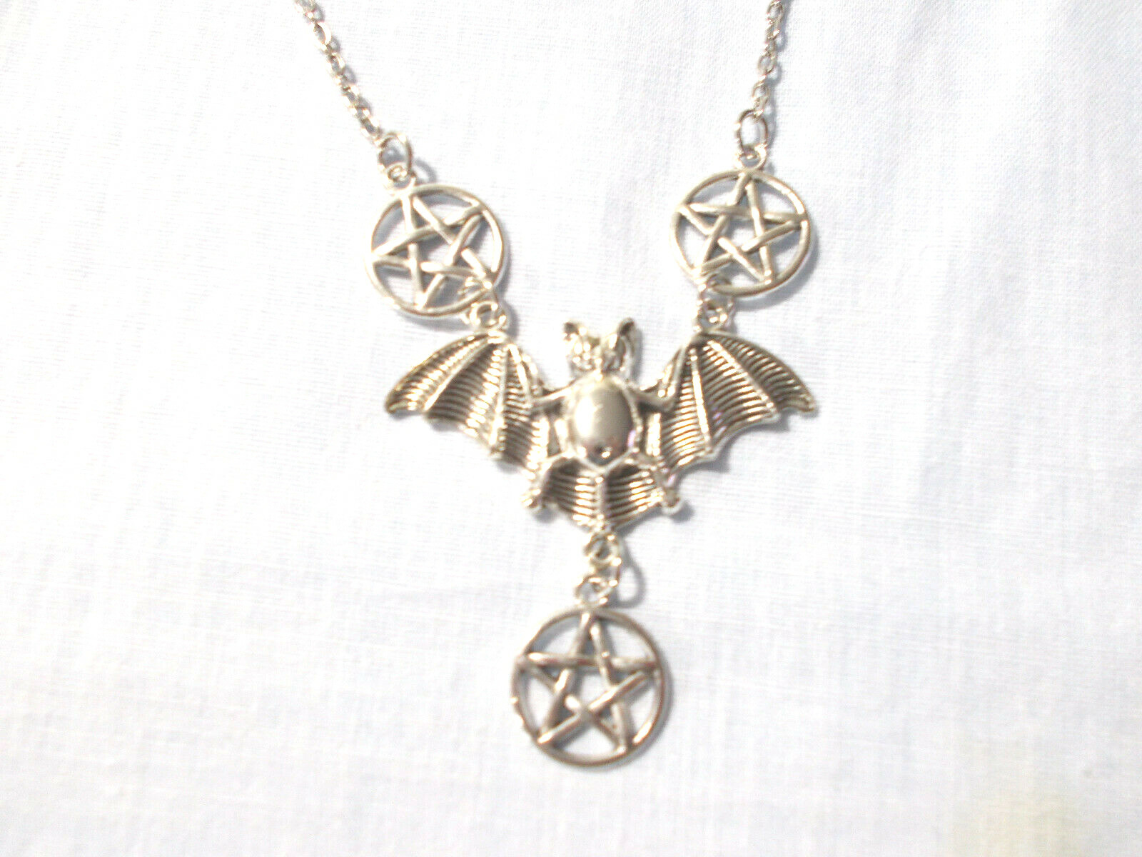 VAMPIRE BAT PENTAGRAM STARS WITCH SILVER ALLOY & STEEL CHAIN 20″ NECKLACE