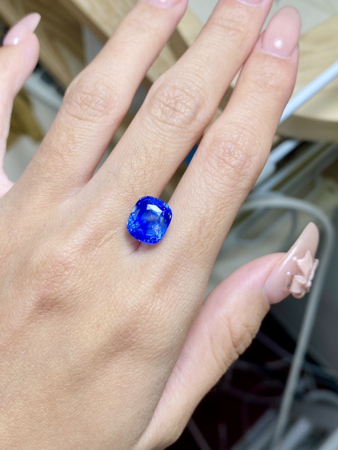 [jerseychou] Natural cornflower blue sapphire 6.15ct , Sri Lanka , GRS/LOTUS