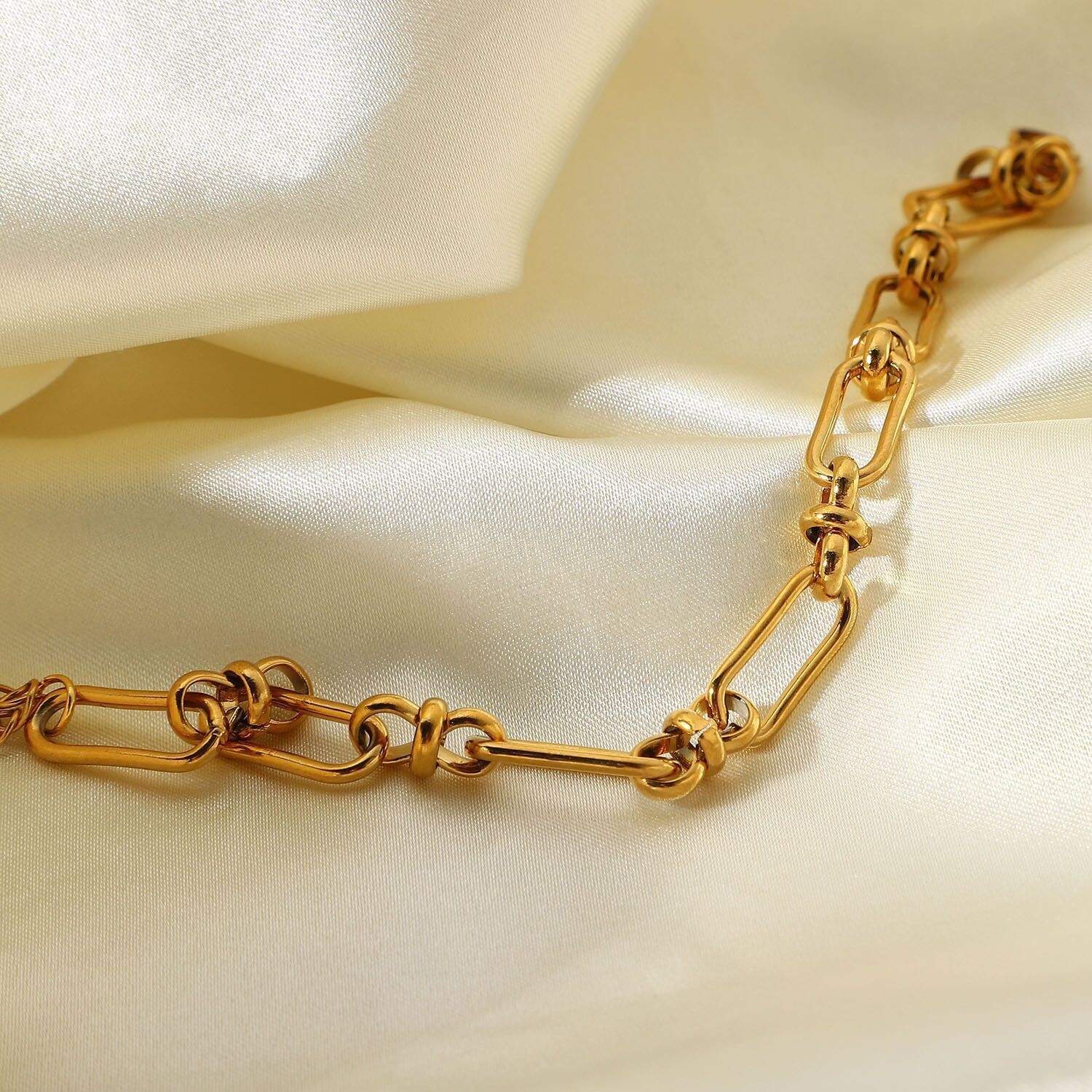 Woman 18K Gold Plated Stainless Steel Thick Rolo Link Paper Clip Bracelet 7.9”
