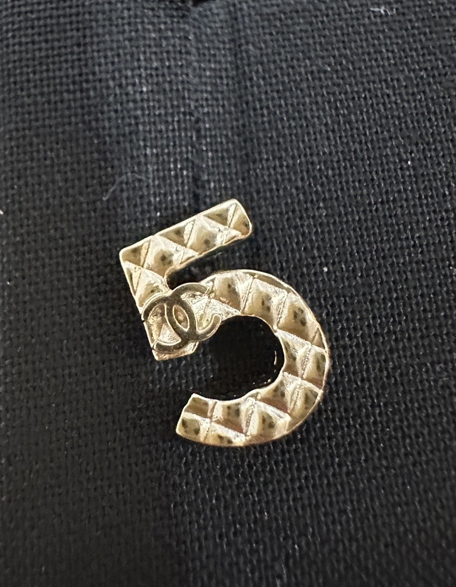 CHANEL NO.5 and Flower Studs Gold-Tone Hardware NEW Authentic