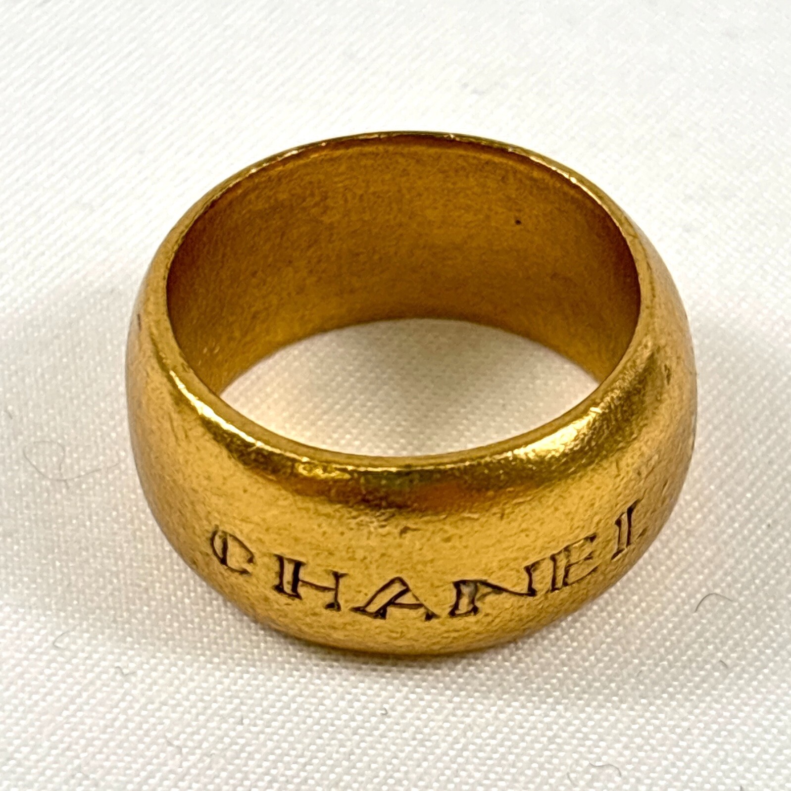 CHANEL COCO CC logo Vintage Wide Band Ring UK6 accessory Authentic JAPAN B1889