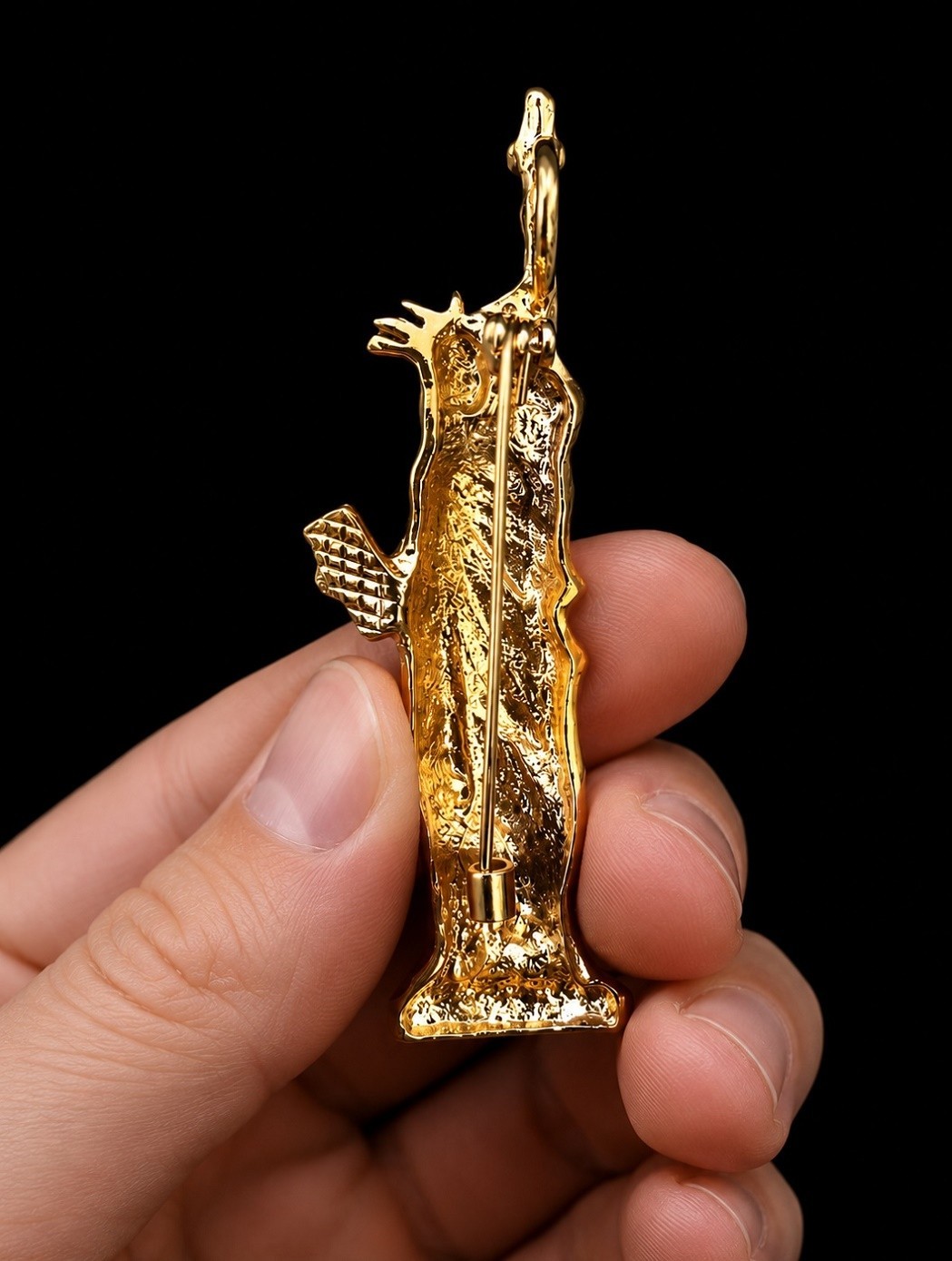 Statue of LibertyEnamel Brooch Pin Lady Liberty New York Souvenir Gift for Women