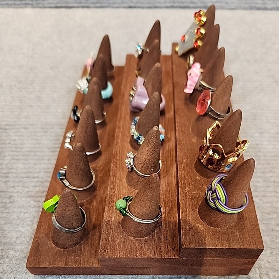 Jewelry 18 Rings Girls Collection Adjusts Sized Stretch Lot #111 See Description