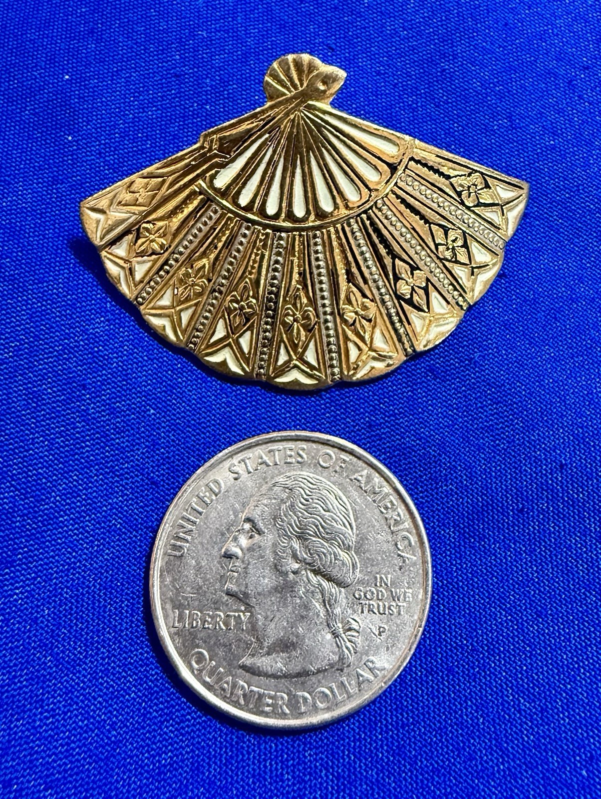 Vtg Spanish Enamel Articulated Fan Brooch Pin Pendant