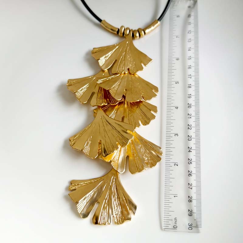 17″ Chicos Ginkgo Leaf Pendant Statement Necklace Women Party Vacation Jewelry