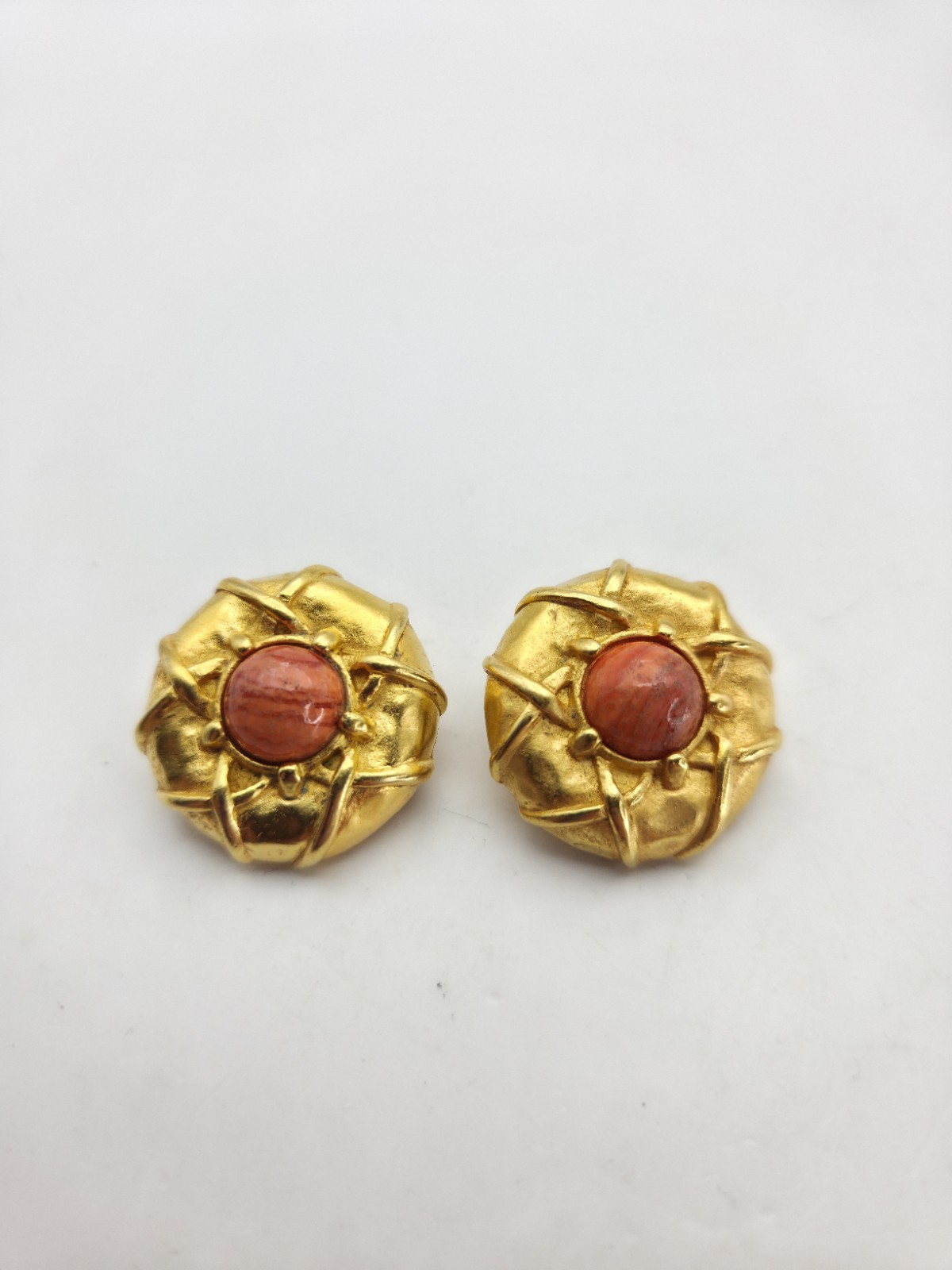 Karl Lagerfeld Chunky Gold Tone Orange Cabs Clip Ons Earrings Designer Signed 1″