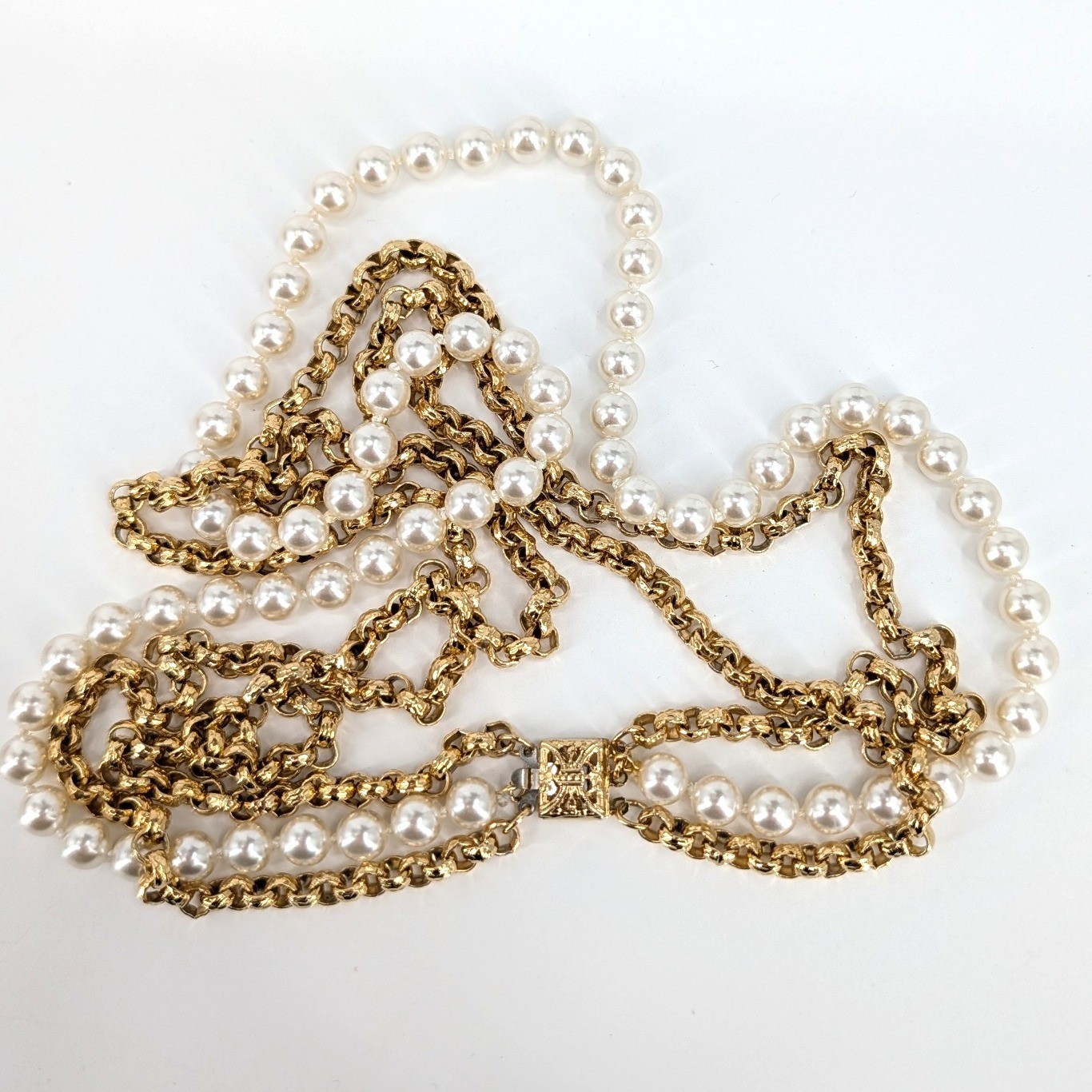 Triple Strand Faux Pearl Gold Tone Rolo Chain Necklace Filigree Clasp 23″