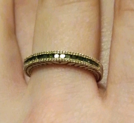 CZ Green Stone 925sterling silver ring stacker band size 7