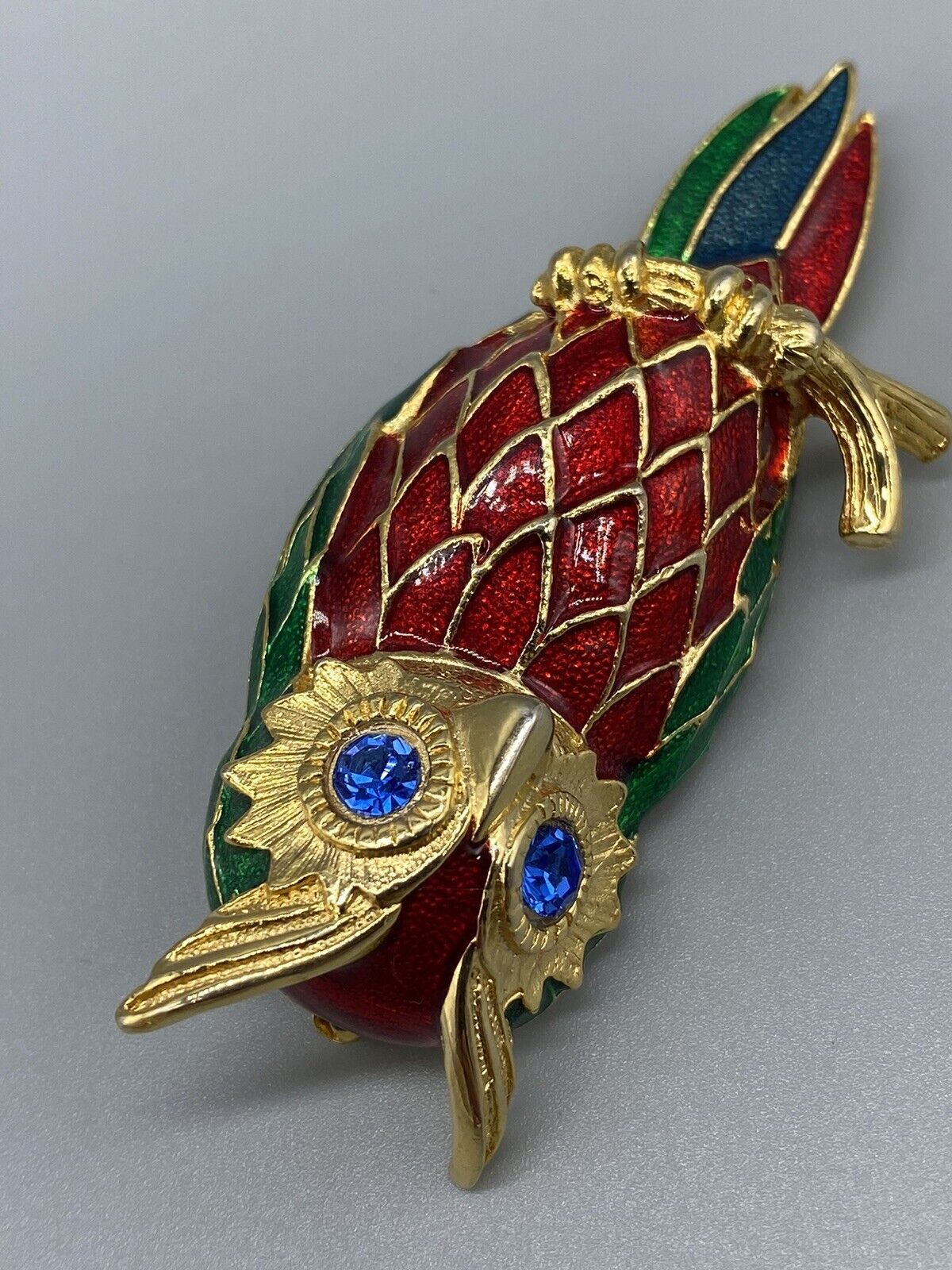 Red Green Blue Enamel Blue Eyes Rhinestone Owl On Branch Gold Tone Brooch Pin