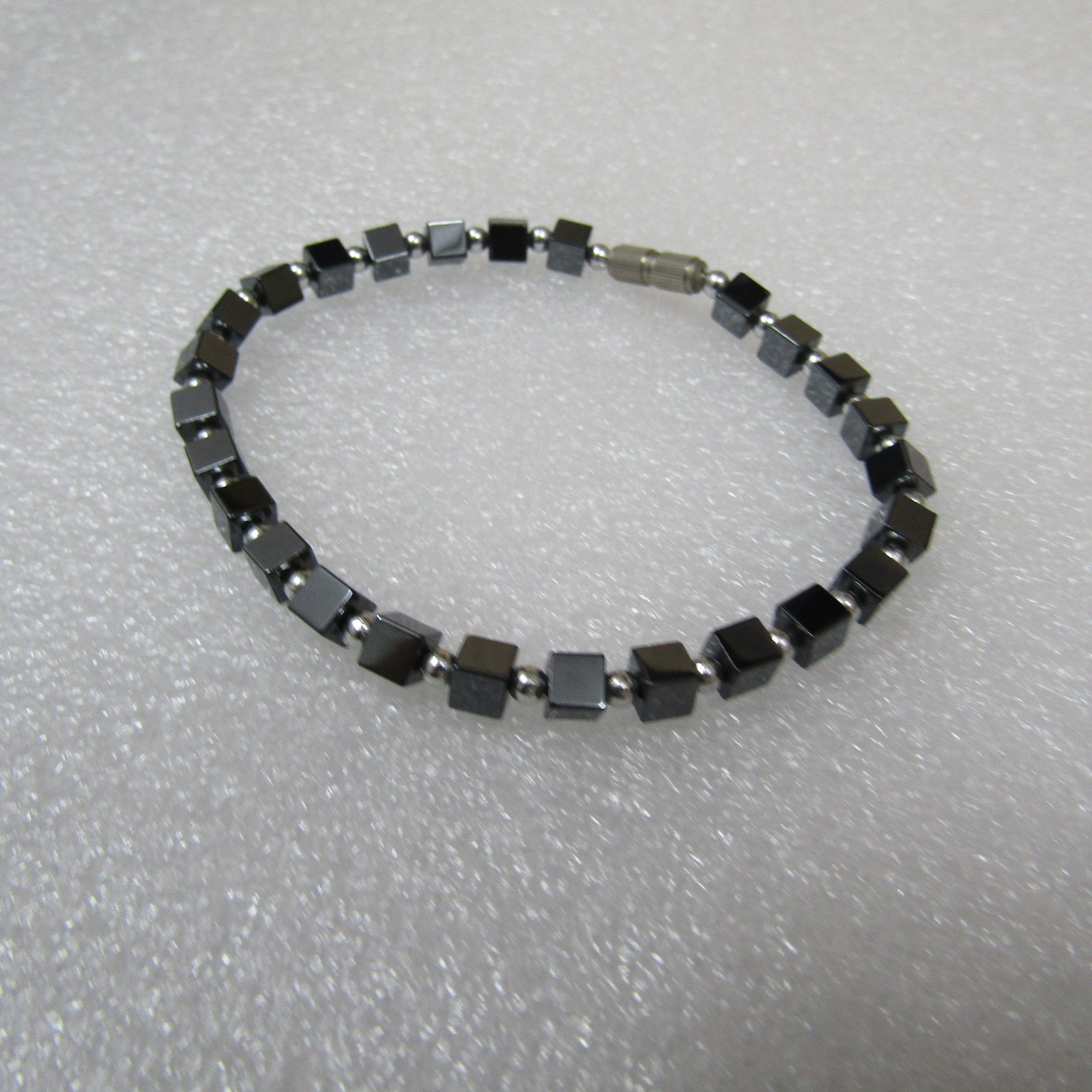 Women’s Teen’s Jewelry Silver Tone Black Hematite Bracelet Dashing Casual Chic