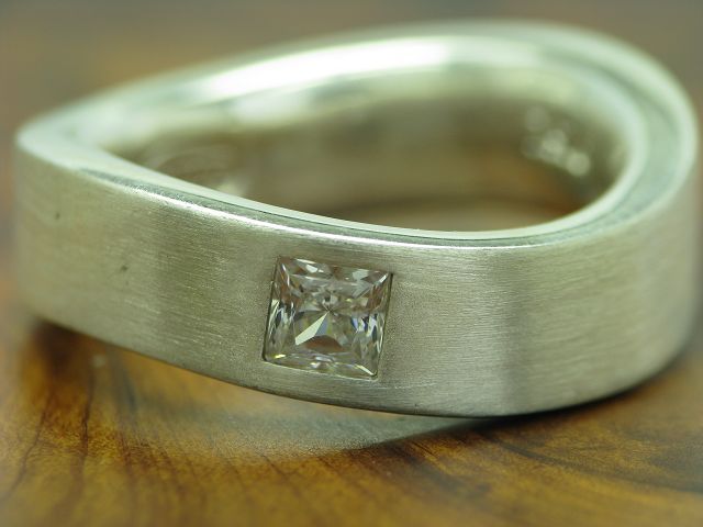 925 Sterling Silver Ring With Zirconia Inlay / Real Silver / RG 57.5 / 12.0g