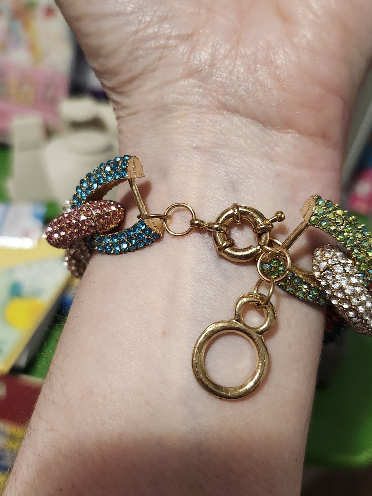 Fashion Statement Bracelet 8″-9″ Multicolor Pave Crystal Chunky Bold Chain Link