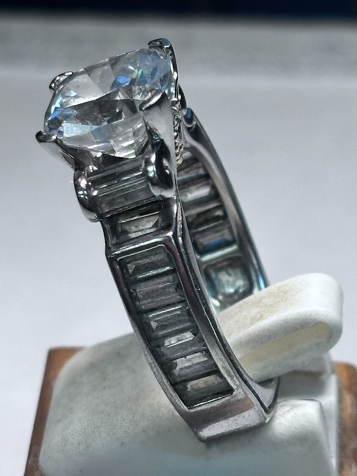 Two Tone Sterling Silver Princess Cut CZ Cocktail Ring 9.1g Size 9