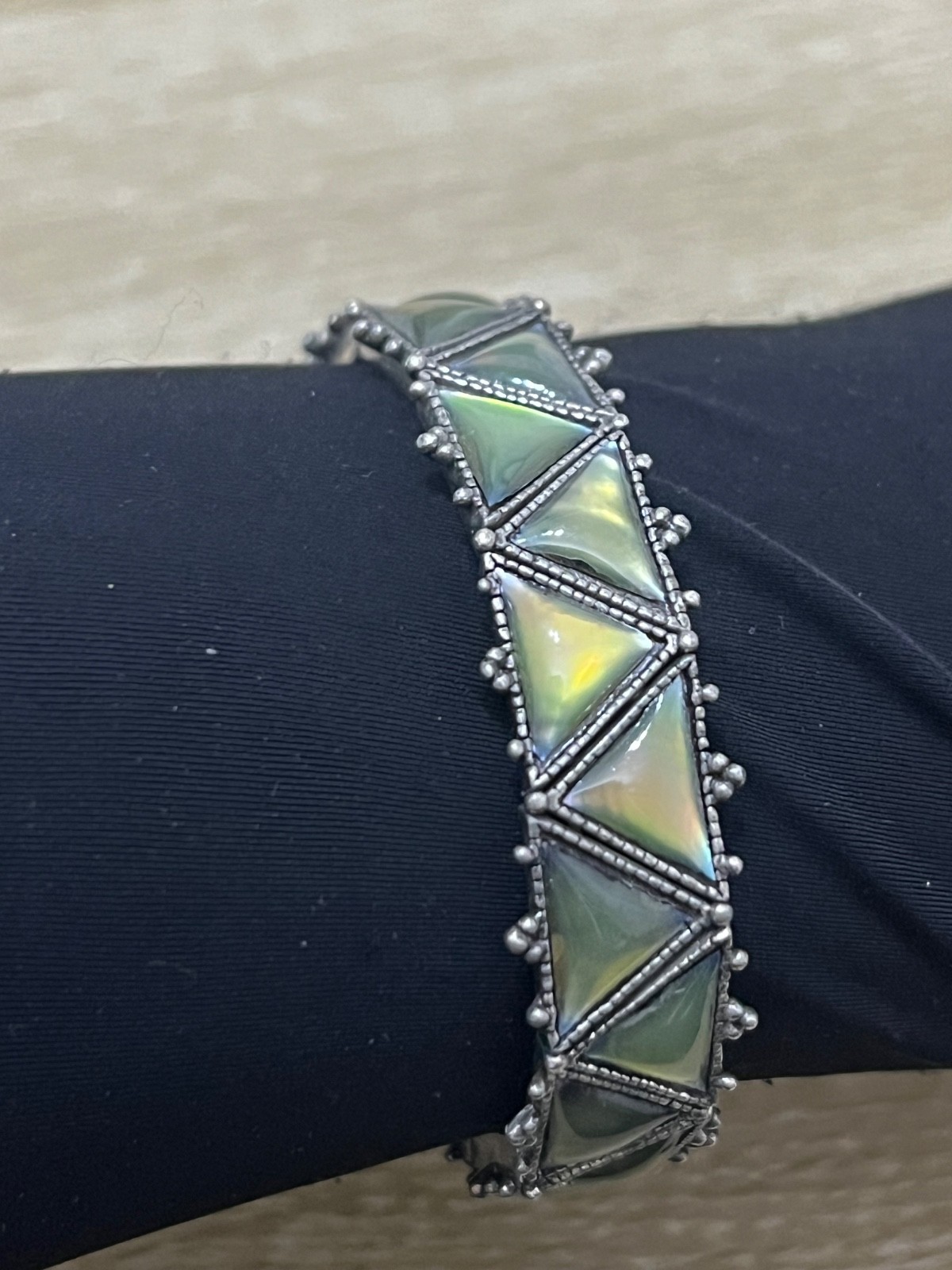 Vintage Silver Tone Geometric Triangle Link Bracelet Iridescent Fashion Jewelry