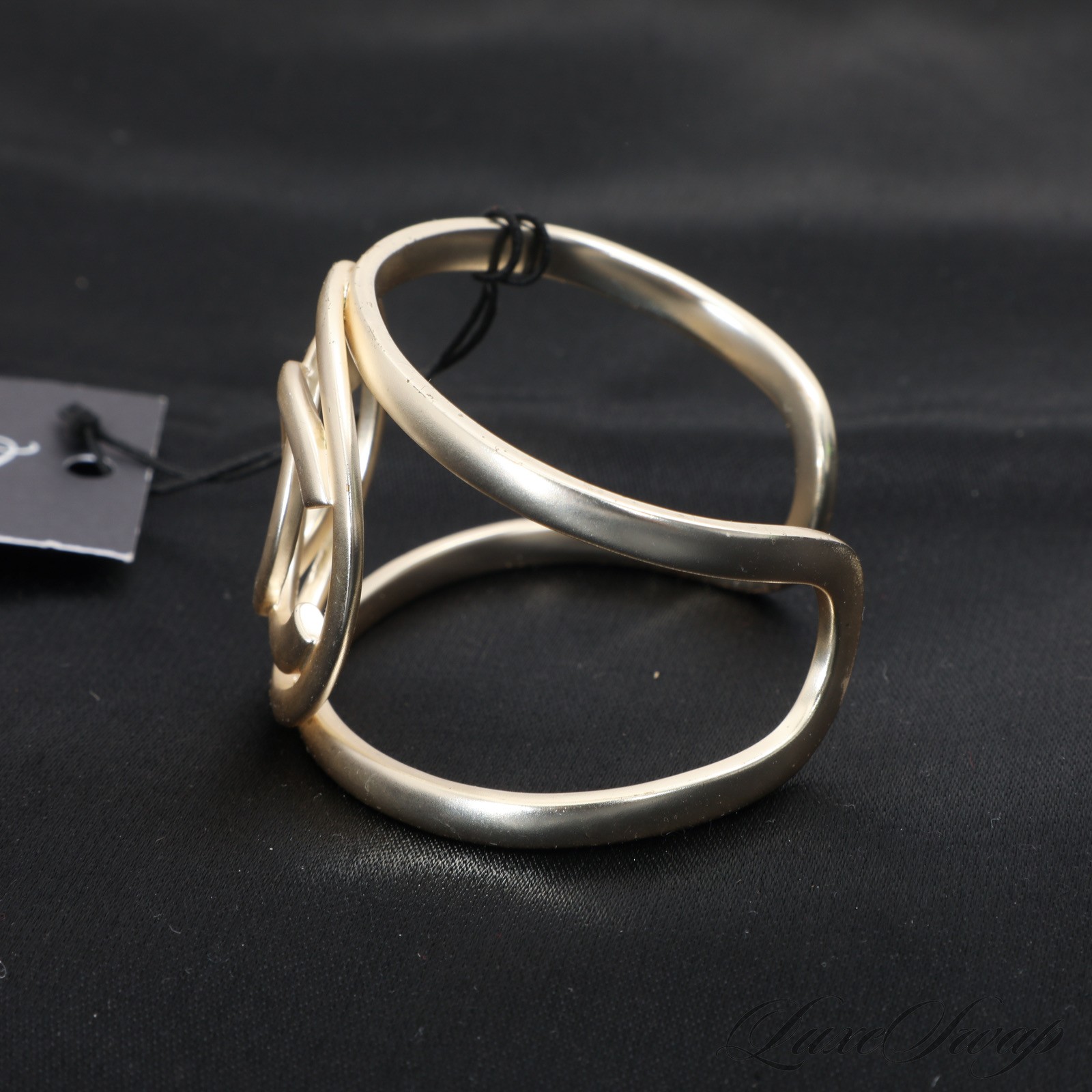 LNWOT Chanel Made in France 22A 2022 Light Matte Gold CC Cuff Metal Bracelet